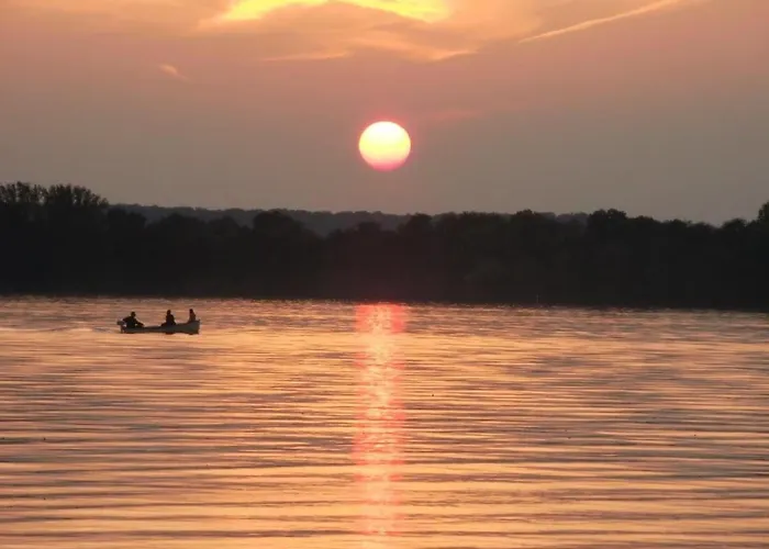 Seegang Mit Eingezaeuntem Grundstueck By Interhome * Flessenow