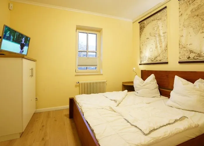 Seegang Mit Eingezaeuntem Grundstueck By Interhome Flessenow